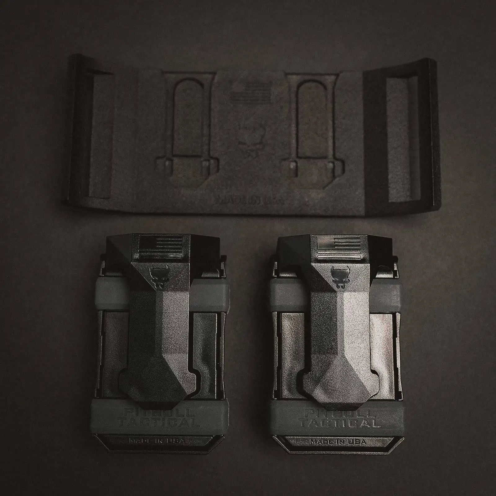 PITBULL TACTICAL UNIVERSAL DOUBLE MAGAZINE MOUNT - STEALTH (UMC2SBLK2PC-MX) - Pitbull Tactical